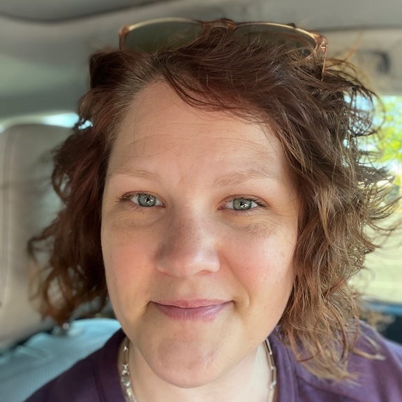 Meet your Posher, Elizabeth - Picture 7 of 9